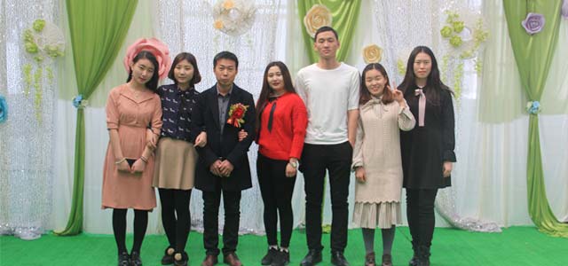 攜手共進，贏戰狗年——2018艾易網絡年會圓滿結束