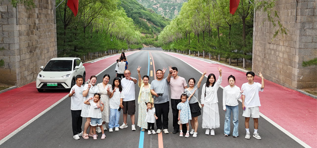 忻州團建之旅：古城、溶洞與雄關的奇妙之行